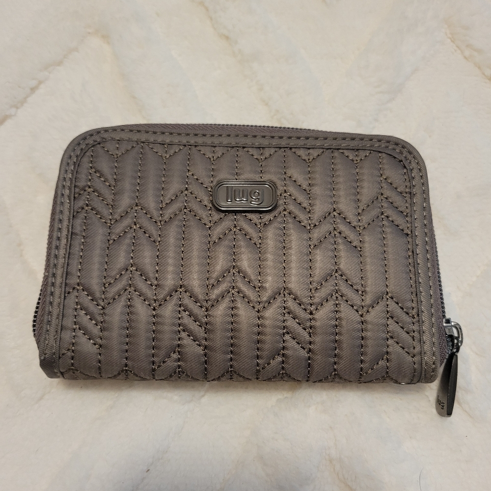 Lug Wallet Grey Quilted Zip Zipper Closure Womens Fashion Accessory
